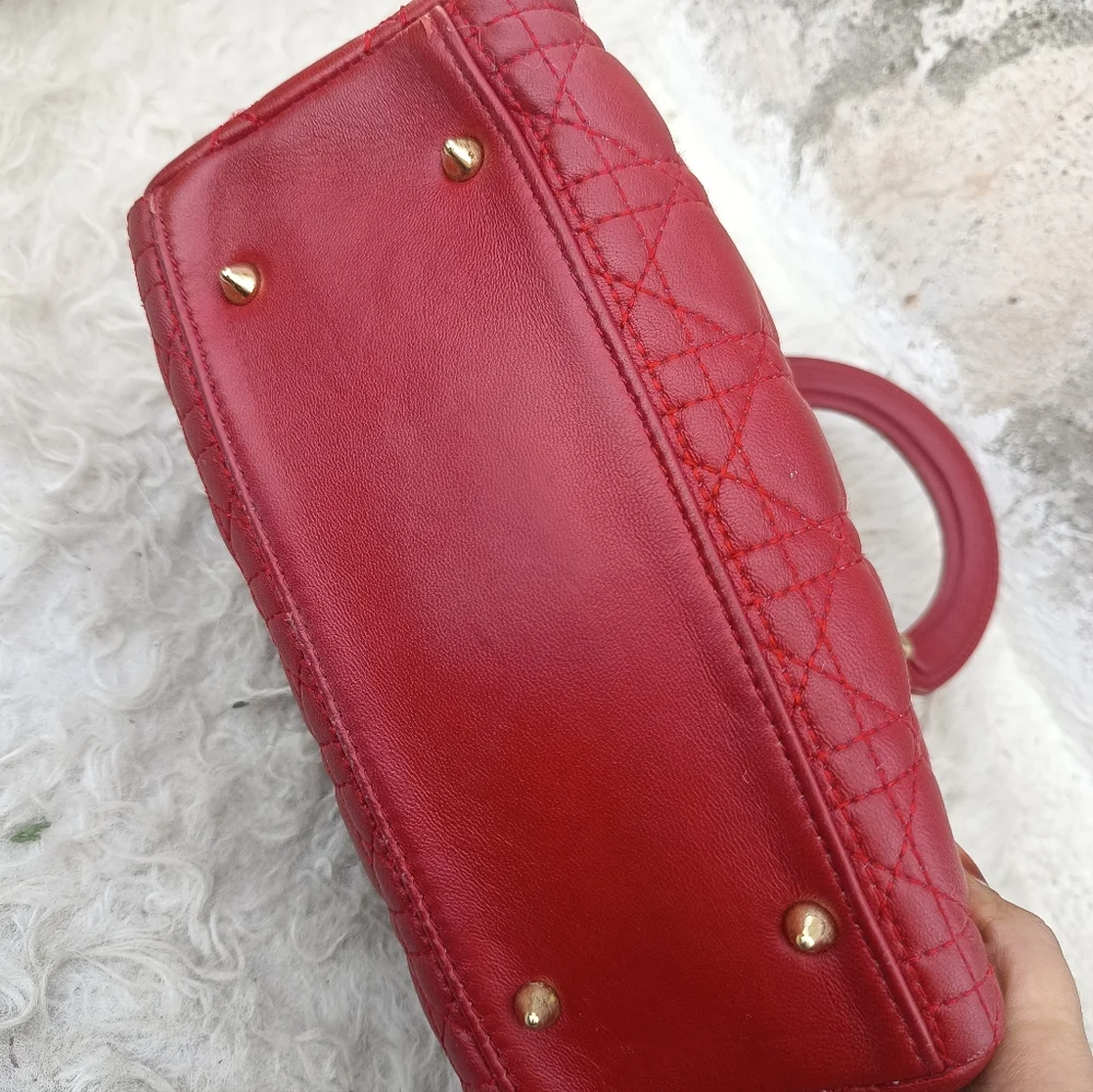 Diors classic Lady Dior bag with authenticity cards - Picture 5 of 15